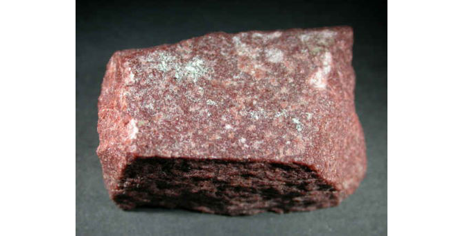 1-kvarcit-kamen-dlya-bani-svojstva-kotorogo-izvestny-vsem-5
